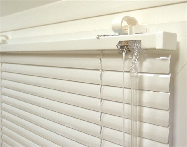 Жалюзи ПВХ 70*160 белый