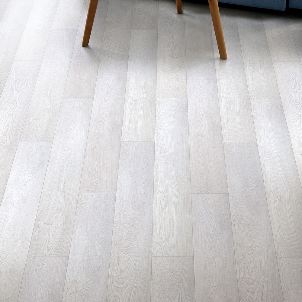 Ламинат WOODSTOCK PR Дуб снежный люкс NL 8шт/уп