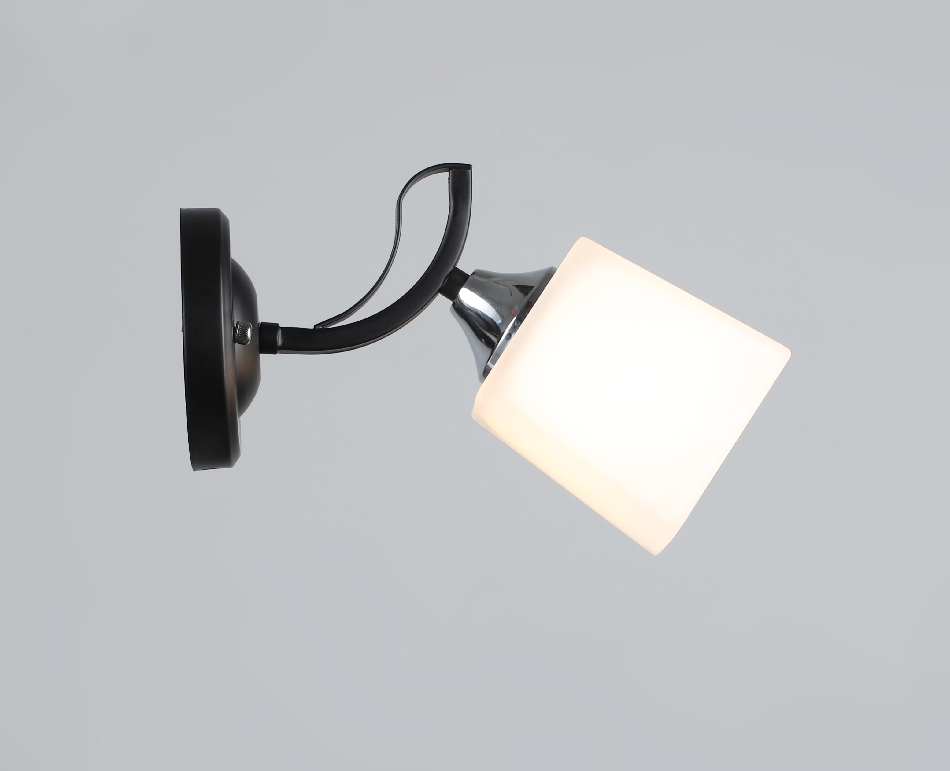 Бра 4483/1W BK+CH (6) RL