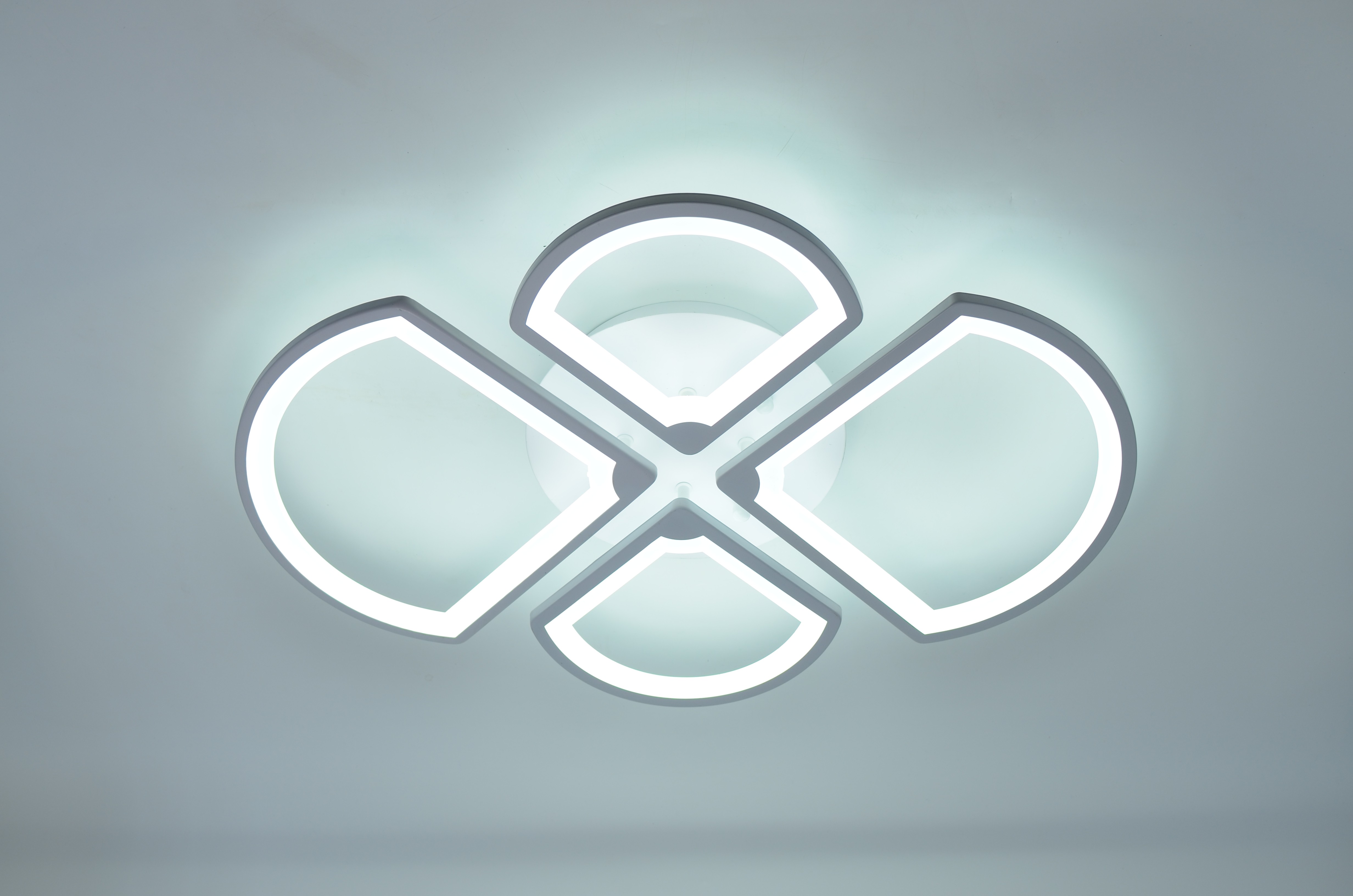 Люстра GLX-20131-2+2-132W-WH (1)