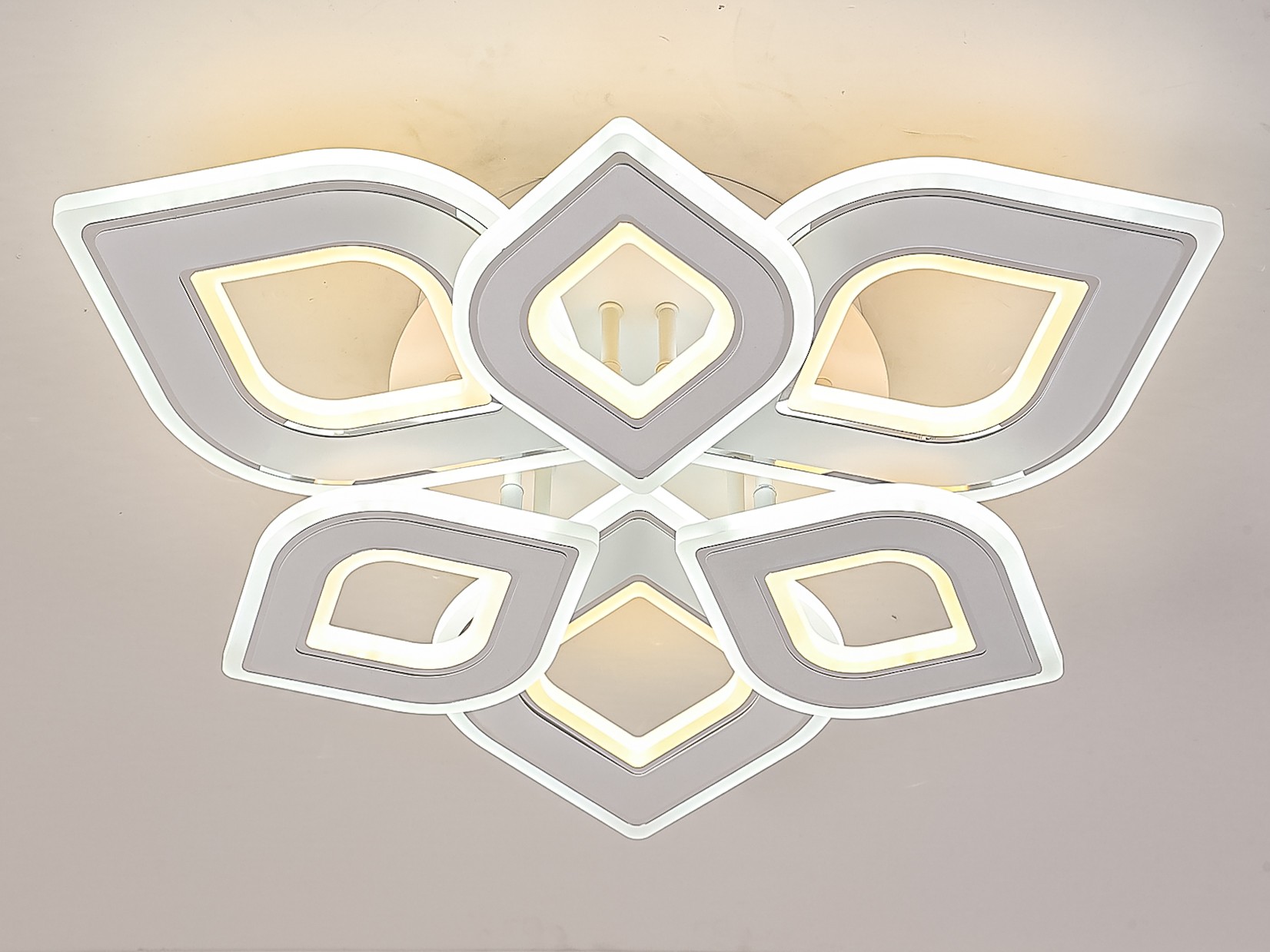 Люстра GLX-22043-3+3-246W-WH+8C  (1)